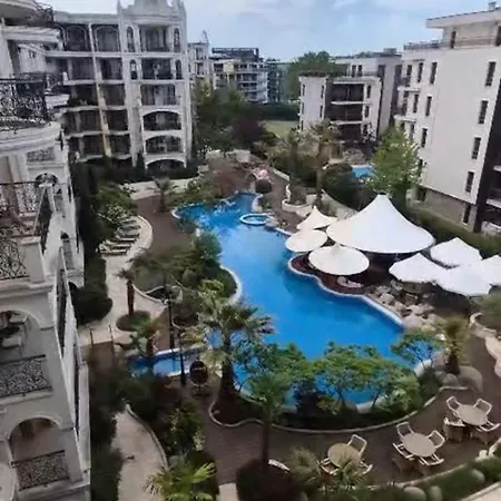 Harmony Monte Carlo Poolblick & Апартамент *