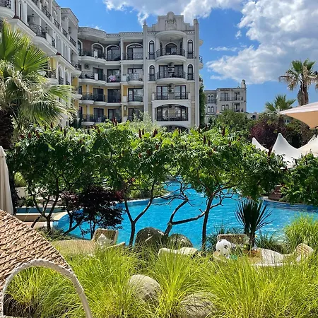 Harmony Monte Carlo Poolblick & * Sunny Beach