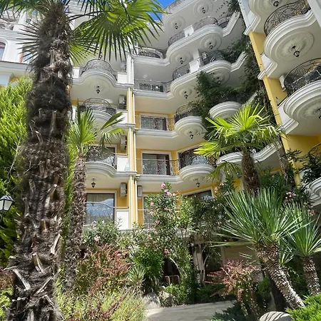 Harmony Monte Carlo Poolblick & Апартамент Слънчев бряг